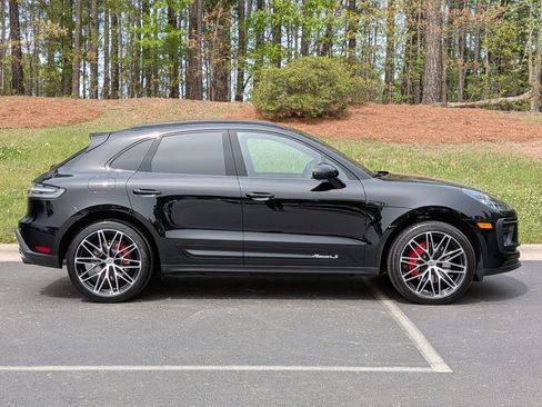 Certified 2026 Porsche Macan S AWD/4WD image 31