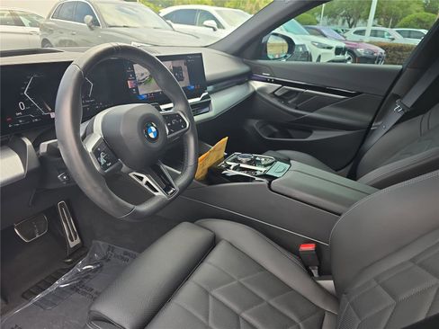 Used 2024 BMW 530i w/ M Sport Package RWD image 15