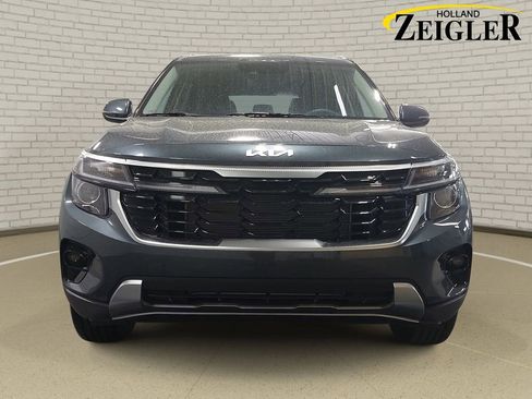 New 2026 Kia Seltos S AWD/4WD image 2
