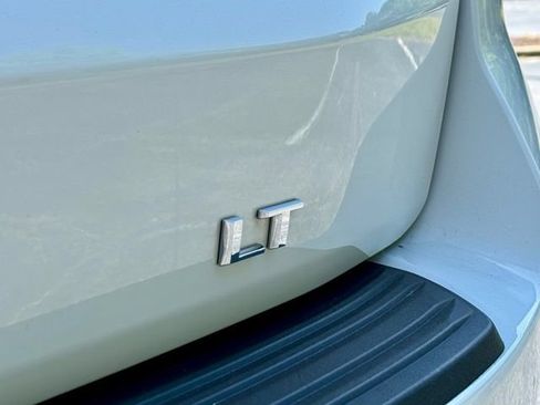 Used 2022 Chevrolet Tahoe LT RWD image 16