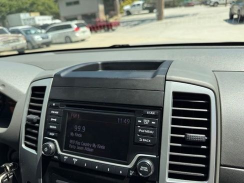 Used 2018 Nissan Frontier SV AWD/4WD image 88