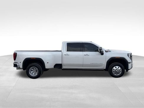 Used 2024 GMC Sierra 3500 Denali w/ Denali Reserve Package AWD/4WD image 25
