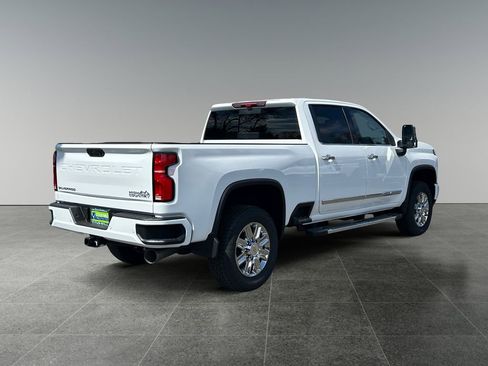 New 2026 Chevrolet Silverado 3500 High Country w/ High Country Premium Package AWD/4WD image 7