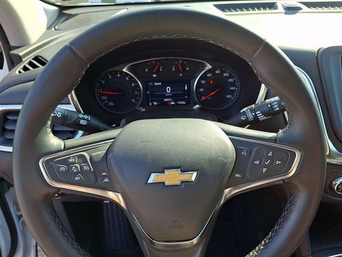 Used 2024 Chevrolet Equinox LT AWD/4WD image 18