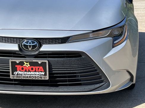Used 2024 Toyota Corolla LE FWD image 8