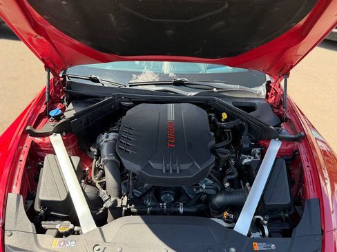 Used 2018 Kia Stinger GT2 RWD image 25