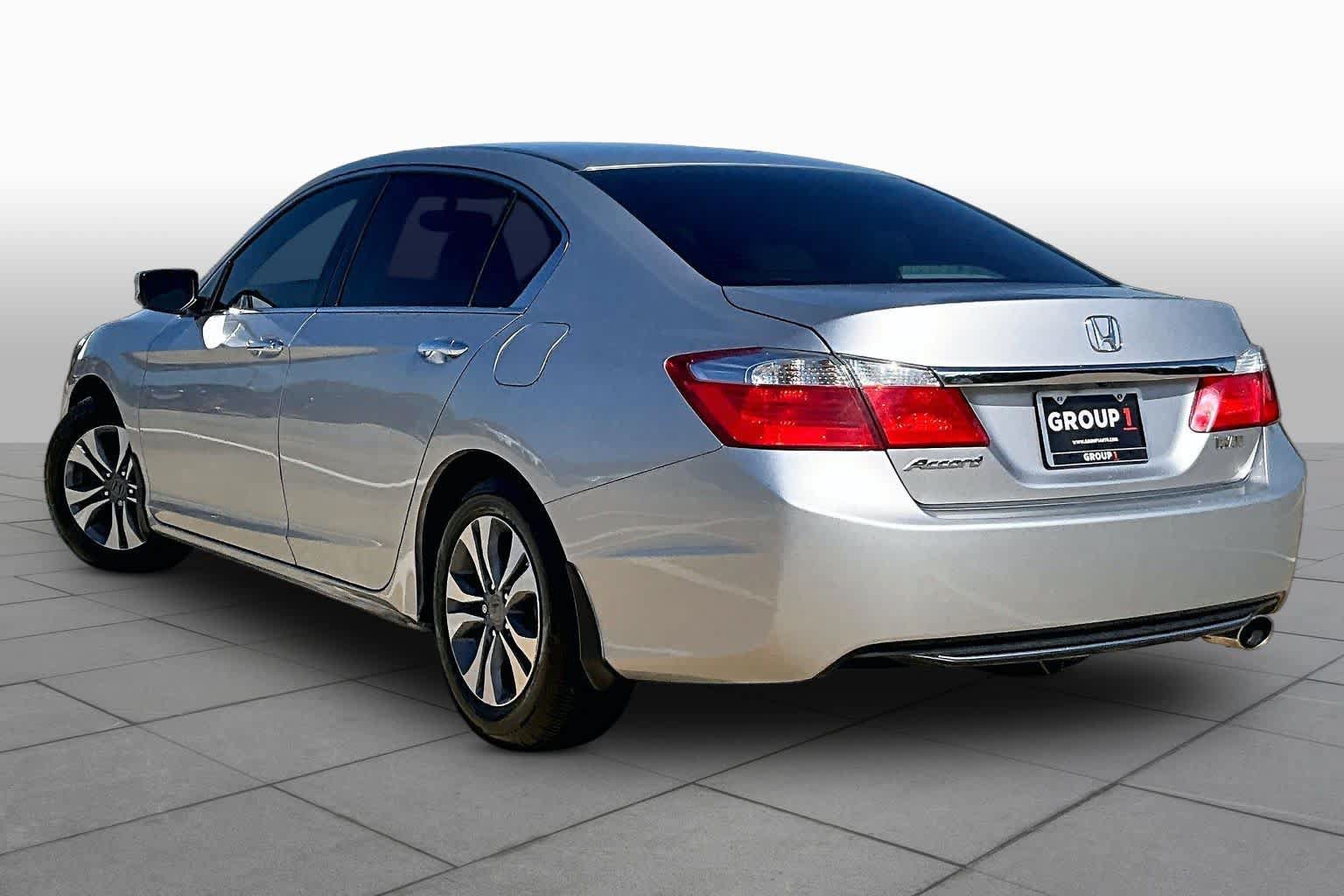 Used 2015 Honda Accord LX image 11