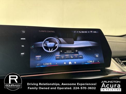 Used 2025 BMW X2 xDrive28i image 9