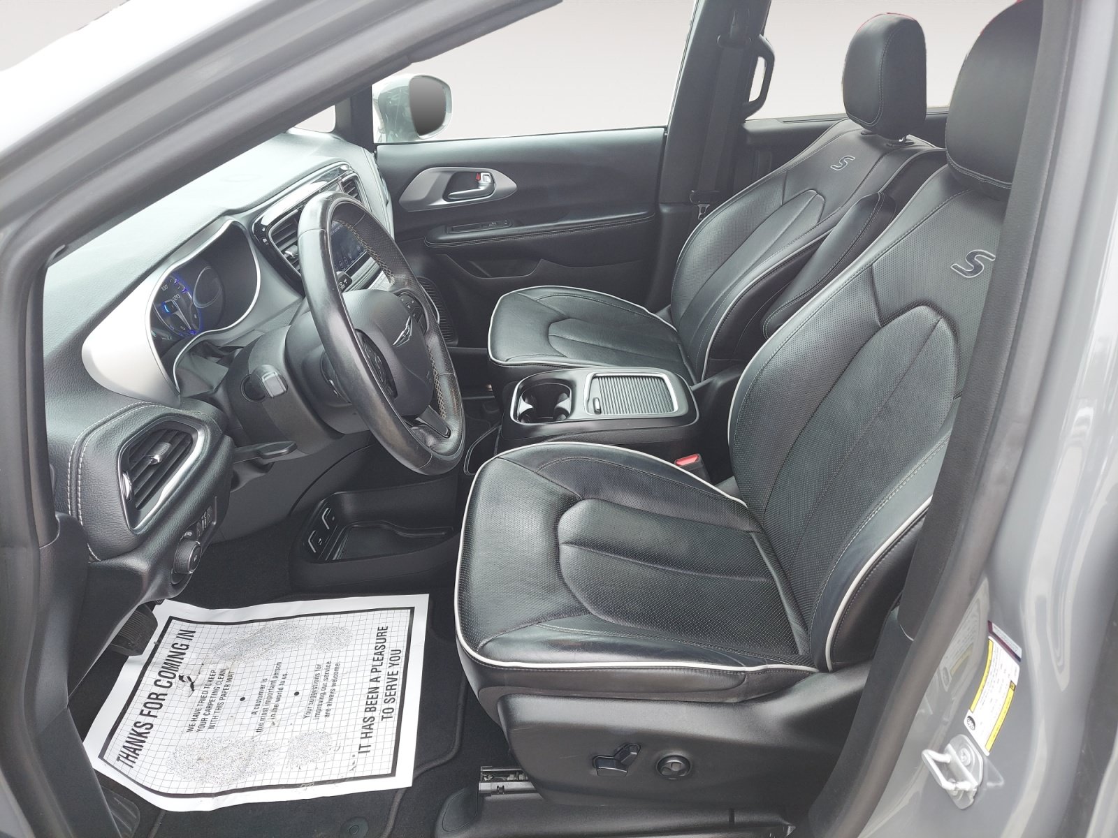Used 2020 Chrysler Pacifica Limited w/ S Appearance Package FWD image 23