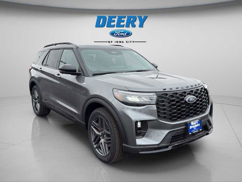 New 2026 Ford Explorer ST-Line w/ ST-Line Street Pack image 9