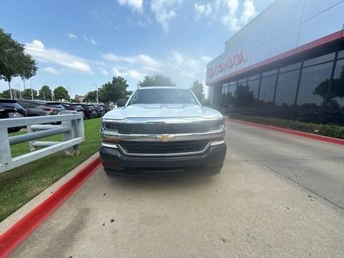 Used 2018 Chevrolet Silverado 1500 W/T w/ Trailering Package RWD image 4