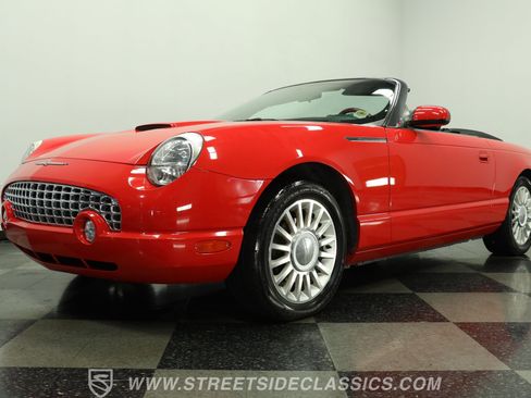 Used 2005 Ford Thunderbird RWD image 21