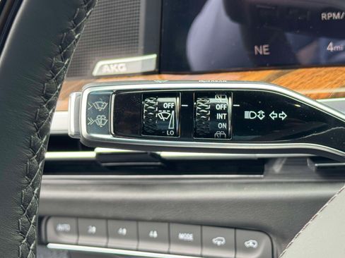 New 2025 Cadillac Escalade Sport Platinum image 7