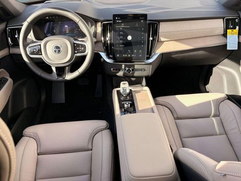 New 2026 Volvo XC90 T8 Ultra AWD/4WD image 16