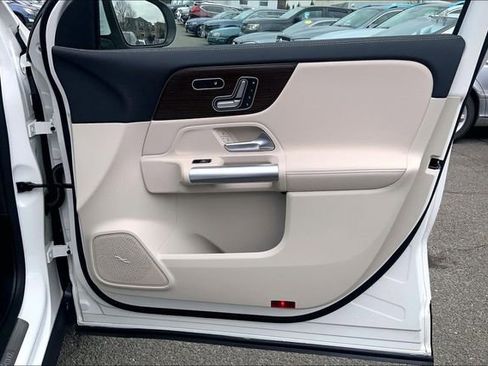 Used 2026 Mercedes-Benz GLA 250 4MATIC image 19