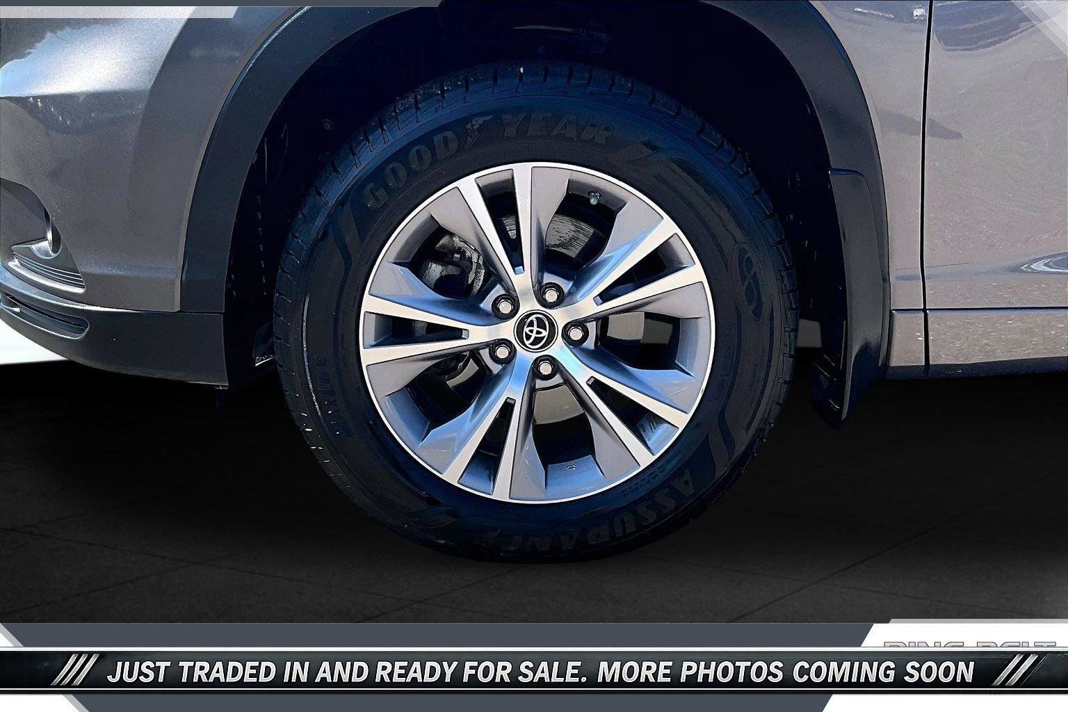Used 2016 Toyota Highlander Plus AWD/4WD image 7