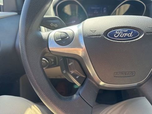 Used 2012 Ford Focus SE FWD image 14