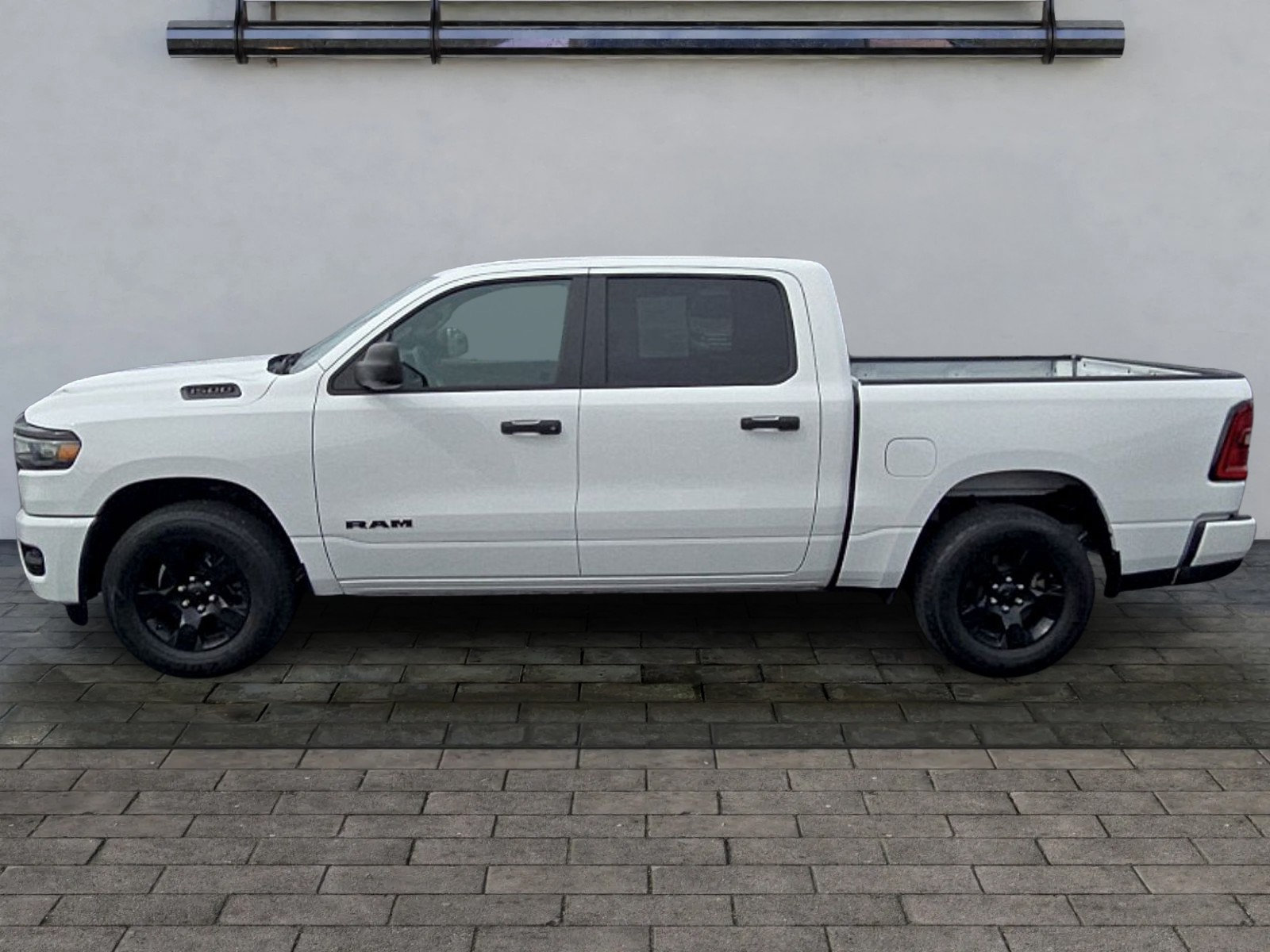 Used 2025 RAM 1500 Tradesman w/ Night Edition AWD/4WD image 6