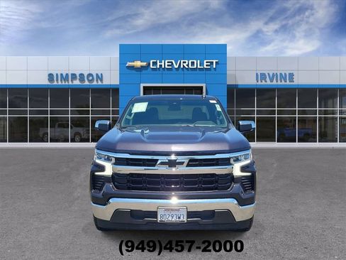 Used 2023 Chevrolet Silverado 1500 LT RWD image 3
