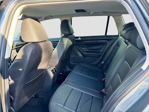 Used 2014 Volkswagen Jetta SE image 25