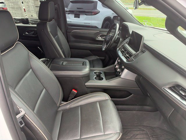 Used 2022 GMC Yukon XL SLT AWD/4WD image 11