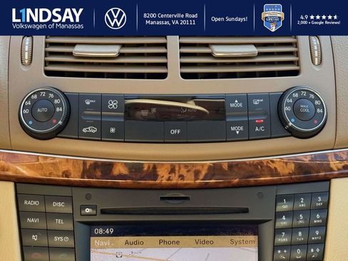 Used 2009 Mercedes-Benz E 350 4MATIC Sedan image 13