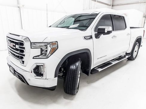 Used 2021 GMC Sierra 1500 SLT RWD image 2