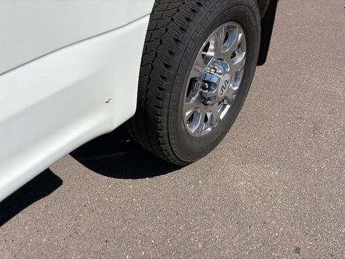 Certified 2022 Ford F350 King Ranch w/ King Ranch Ultimate Package AWD/4WD image 12