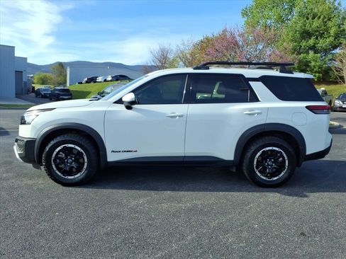 Certified 2025 Nissan Pathfinder Rock Creek AWD/4WD image 11