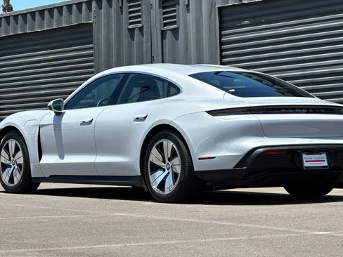 Certified 2022 Porsche Taycan 4S AWD/4WD image 3