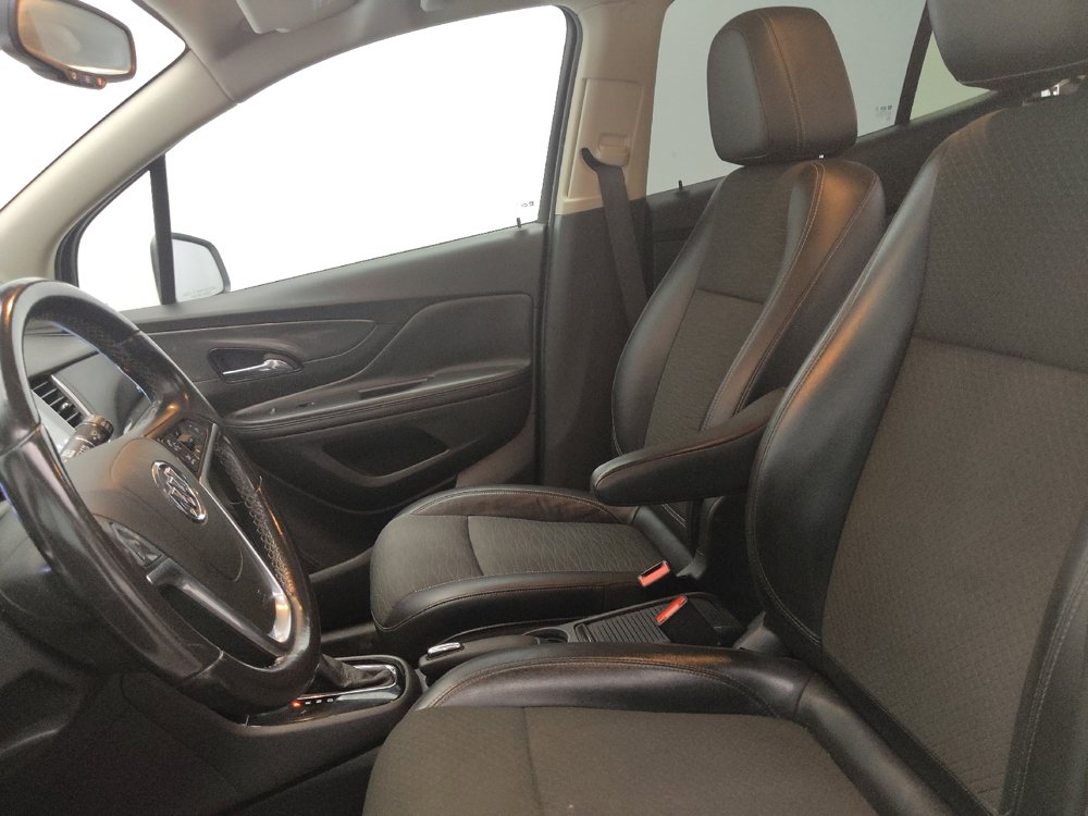 Used 2020 Buick Encore Preferred FWD image 17