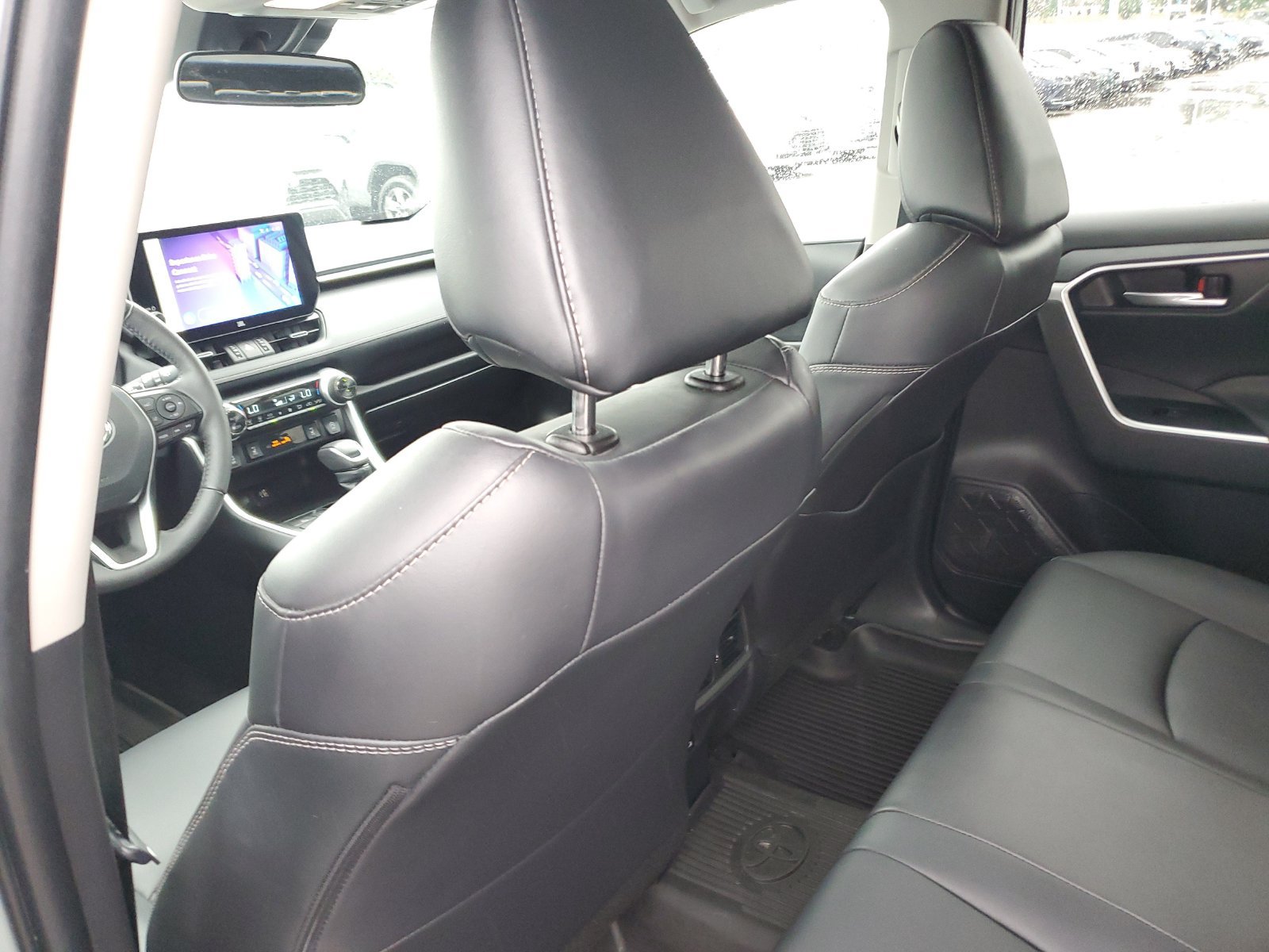Used 2023 Toyota RAV4 XLE Premium AWD/4WD image 14