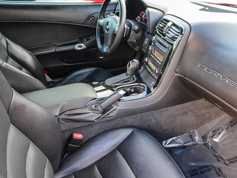 Used 2008 Chevrolet Corvette Coupe w/ Preferred Equipment Group image 17