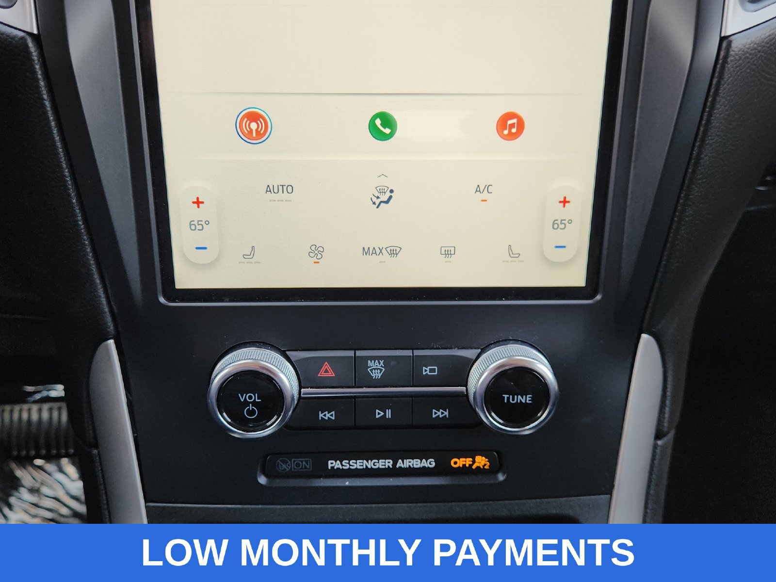 Used 2024 Ford Edge SEL AWD/4WD image 23