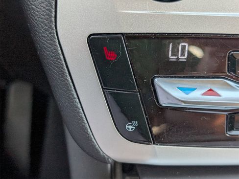 Used 2021 Ford Explorer XLT w/ Equipment Group 202A image 21