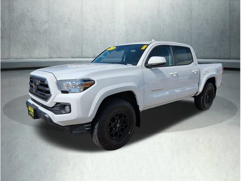 Used 2019 Toyota Tacoma SR5 AWD/4WD image 1