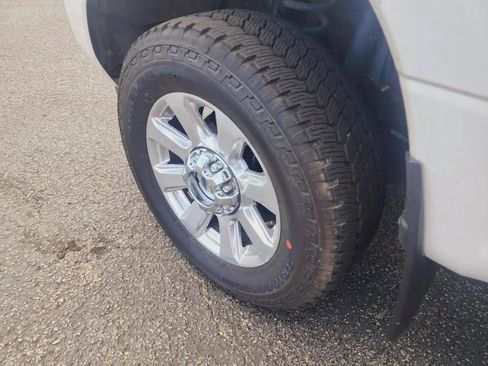 Used 2019 Ford F250 Platinum w/ Platinum Ultimate Package image 18