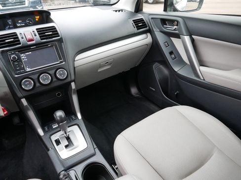 Used 2015 Subaru Forester 2.5i Limited image 11