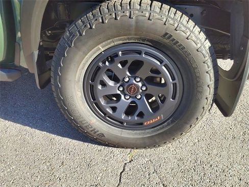 Certified 2025 Nissan Frontier PRO-4X w/ Pro Convenience Package image 4