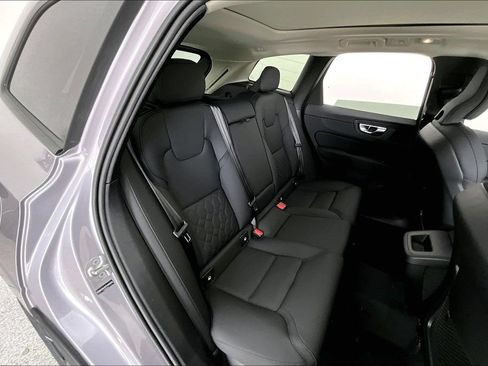 New 2026 Volvo XC60 B5 Core AWD/4WD image 11