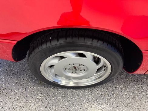 Used 1992 Chevrolet Corvette Convertible RWD image 15