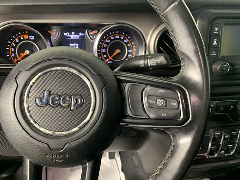 Used 2020 Jeep Gladiator Sport w/ Quick Order Package 24S AWD/4WD image 21