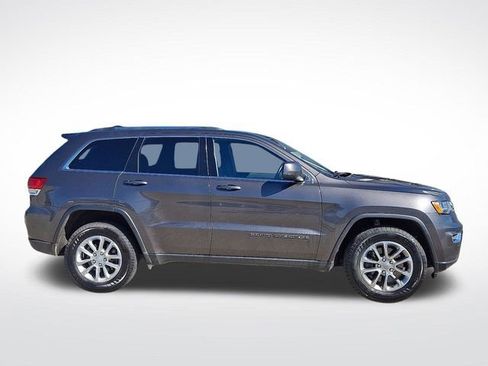 Used 2021 Jeep Grand Cherokee Laredo image 7