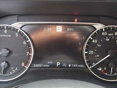 Used 2025 Nissan Pathfinder SL AWD/4WD image 22