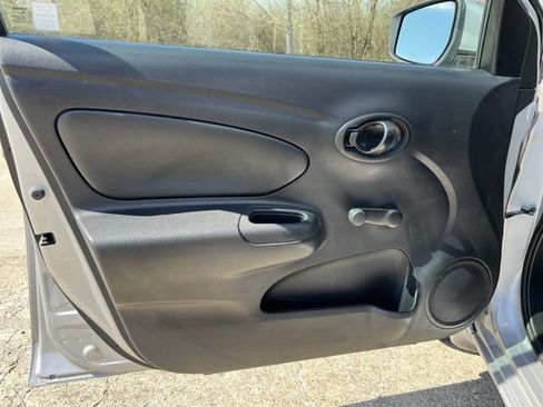 Used 2019 Nissan Versa S image 23