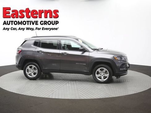 Used 2024 Jeep Compass Latitude AWD/4WD image 42