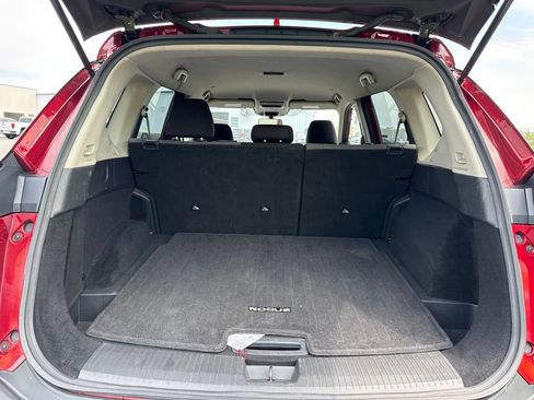 Used 2023 Nissan Rogue SV AWD/4WD image 18