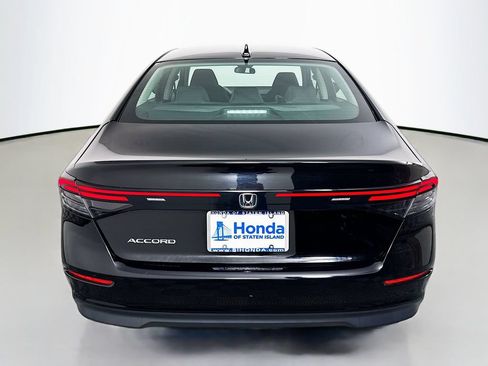 Certified 2023 Honda Accord LX image 6