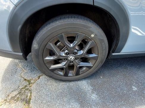 Used 2024 Honda HR-V Sport image 4