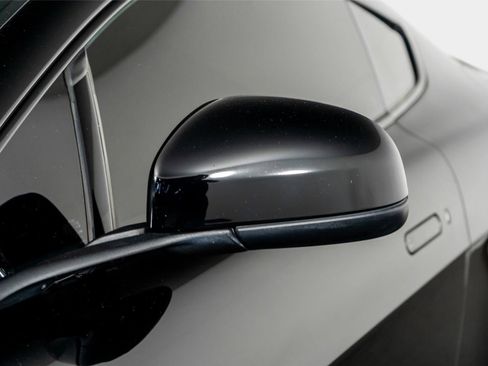 Used 2015 Aston Martin V8 Vantage GT image 26